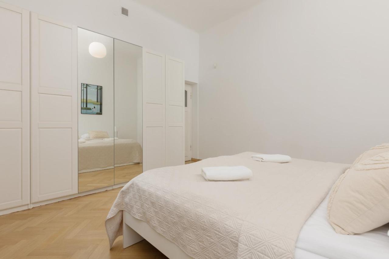 Family Apartment Freta Warsaw Old Town By Noclegi Renters Dış mekan fotoğraf