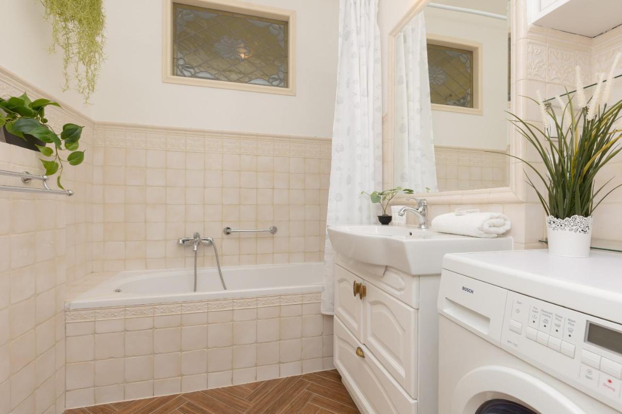 Family Apartment Freta Warsaw Old Town By Noclegi Renters Dış mekan fotoğraf
